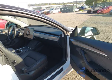 2023 Tesla Model 3 Rear-Wheel Drive z USA, uszkodzony, nr VIN 5YJ3E1EAXPF511717